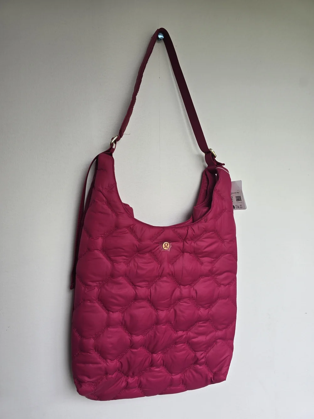 lululemon athletica Quilty Pleasures Shoulder Bag 14L In Berry Rumble